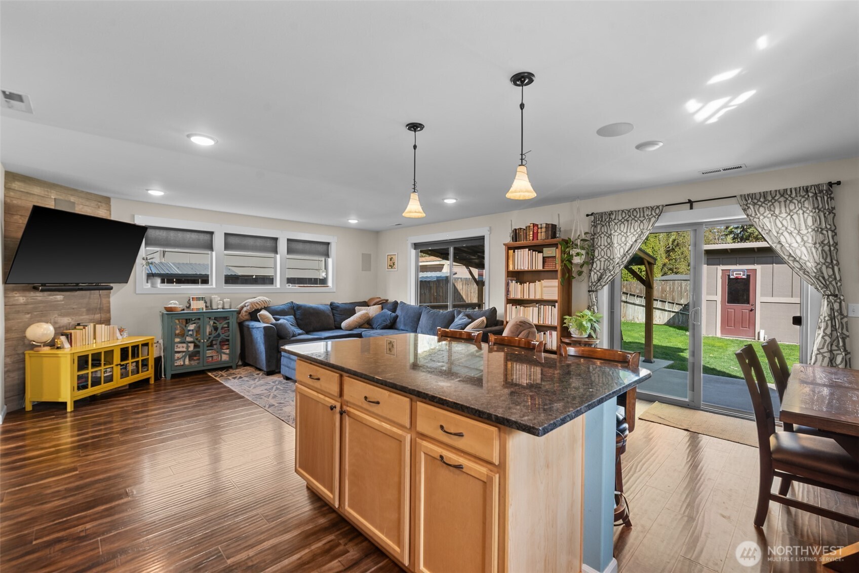 307 Chapel Street Cashmere, WA 98815 - Photo 11 of 31