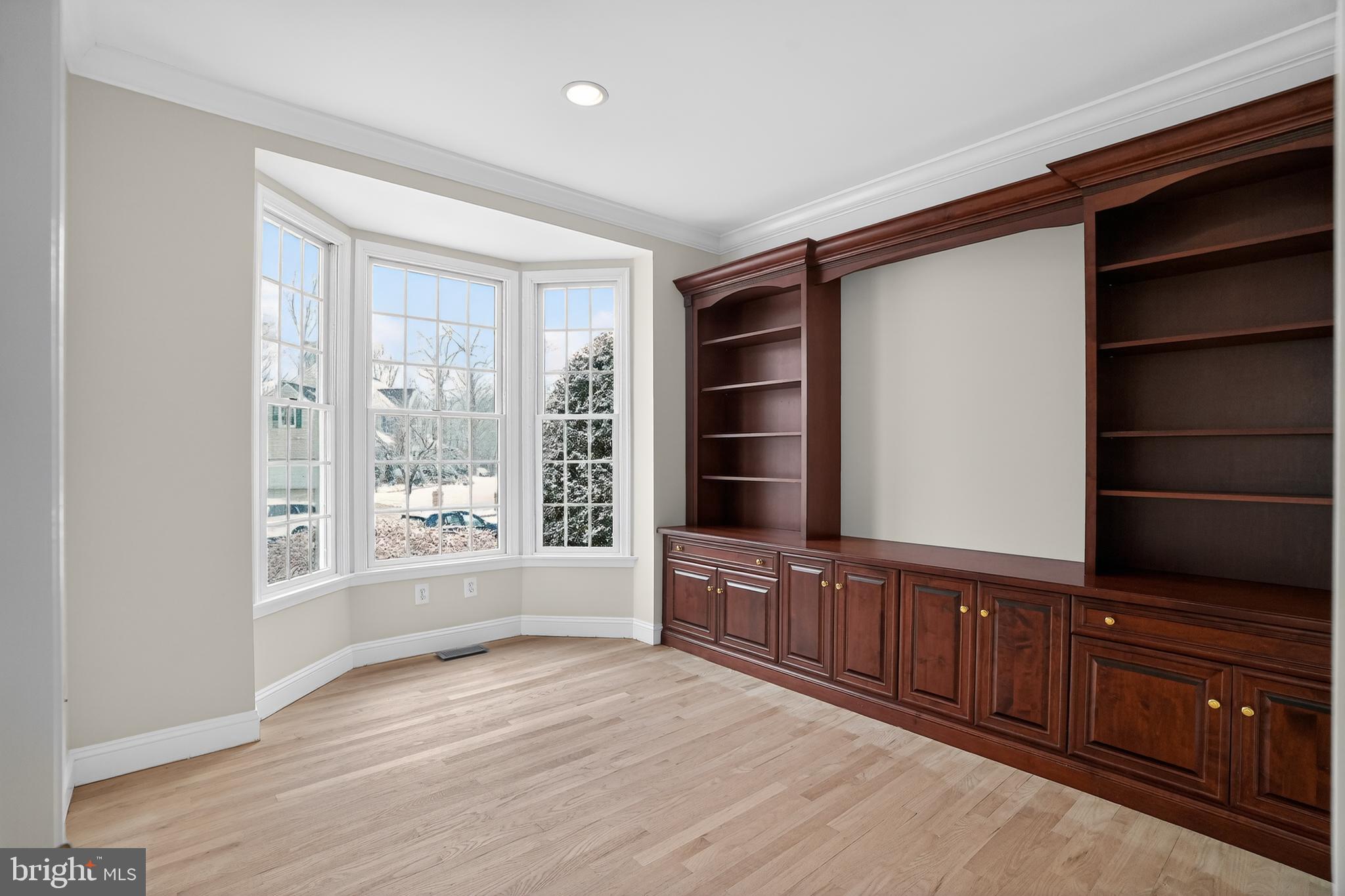 35 Stanwyck Road Mount Laurel, NJ 08054 - Photo 17 of 89 a view of an empty room with wooden floor and cabinet