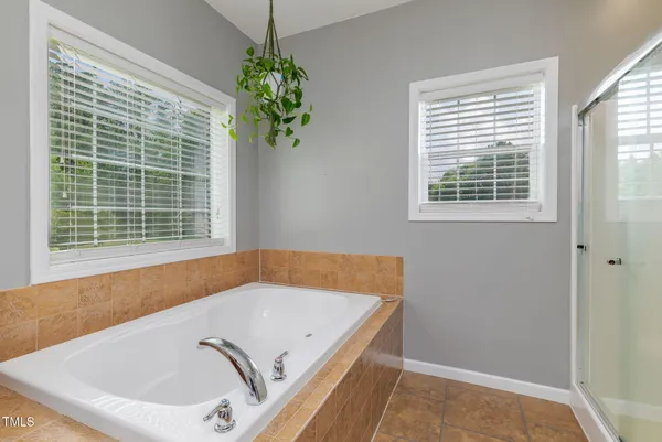$674,900 | 274 South Chaucer Way, Kittrell, NC 27544