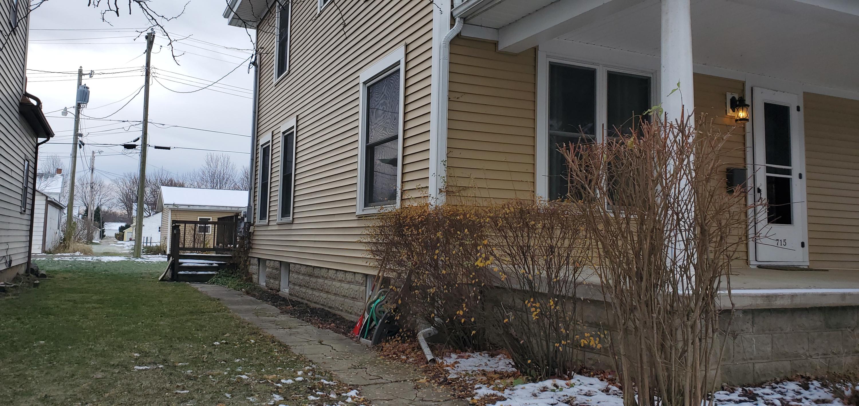 715 West Spring Street St. Marys, OH 45885 - Photo 2 of 31