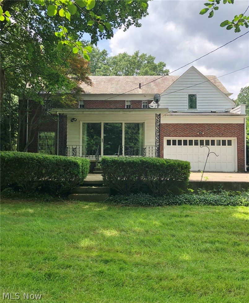 187 Durward Road Akron, OH 44313 - Photo 20 of 21 There is a two car attached garage with door opener and turnaround area.