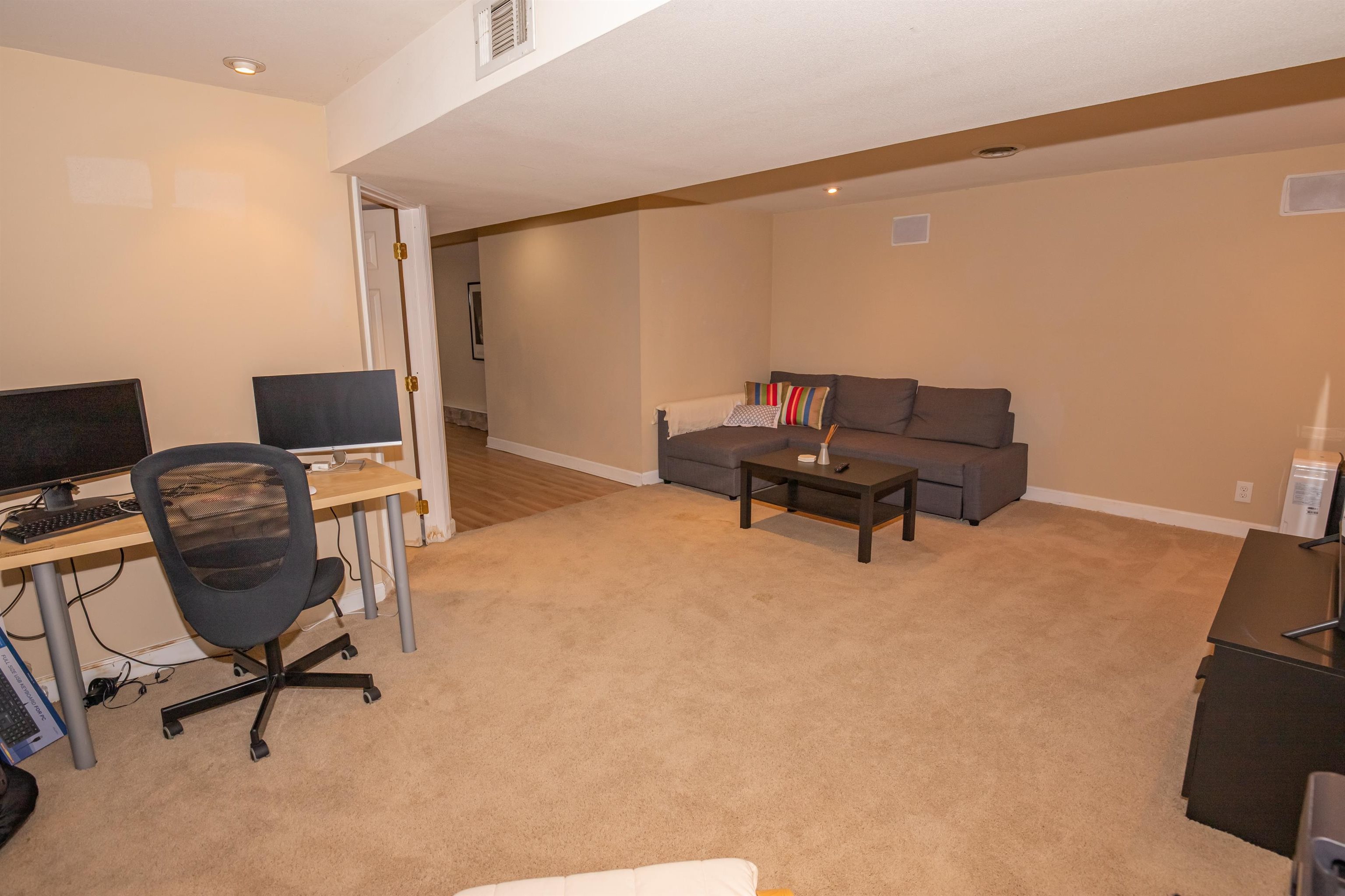 3808 Highcrest Road Rockford, IL 61107 - Photo 29 of 34 a workspace with furniture and a window