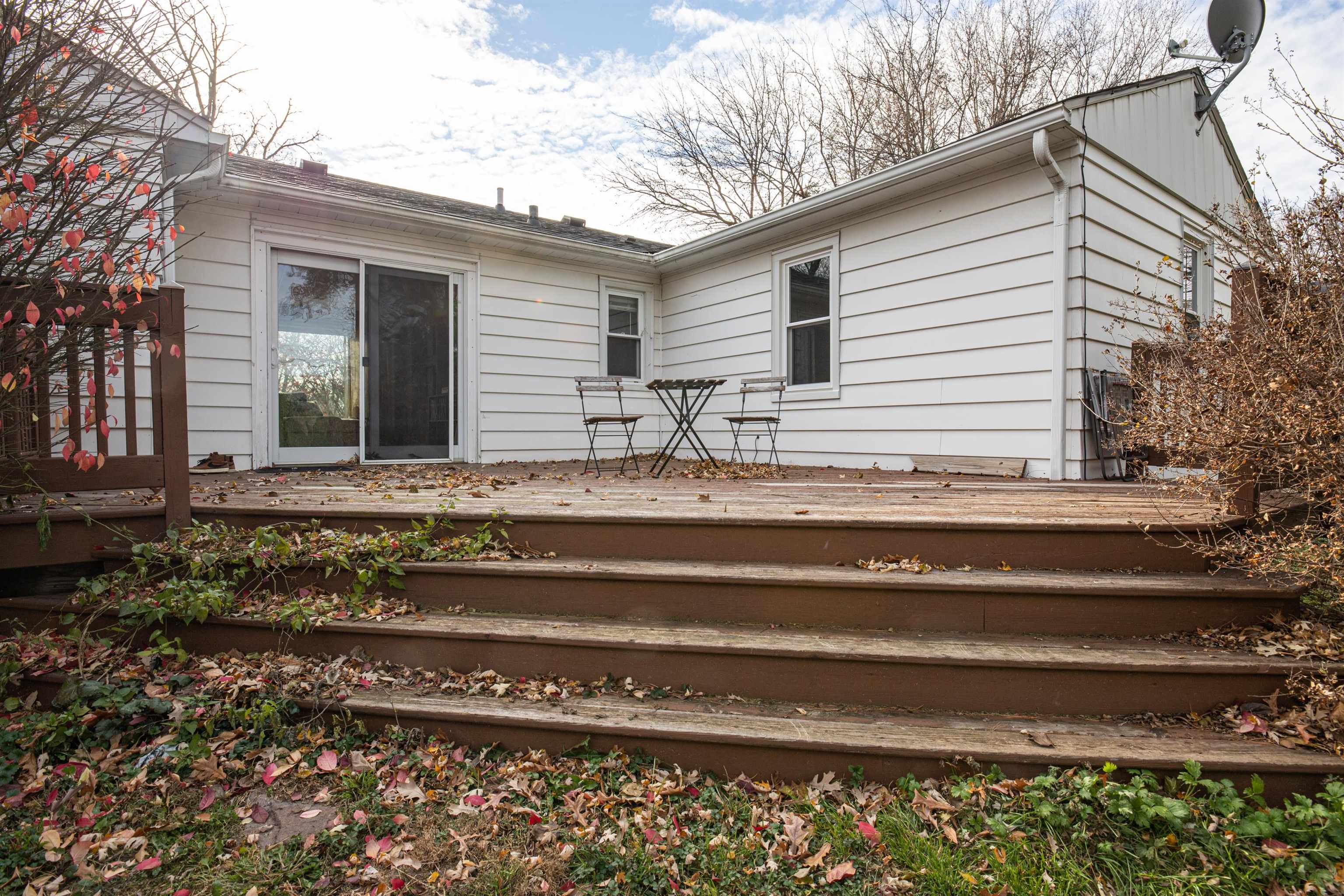 3808 Highcrest Road Rockford, IL 61107 - Photo 5 of 34 a view of backyard with a house