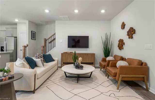 $311,190 | 900 Plum Creek Place, McLeansville, NC 27301