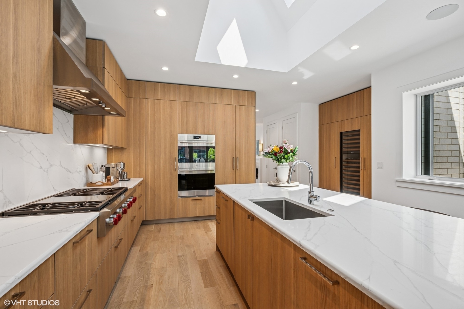 226 South Green Street, Unit 4N Chicago, IL 60607 - Photo 11 of 35