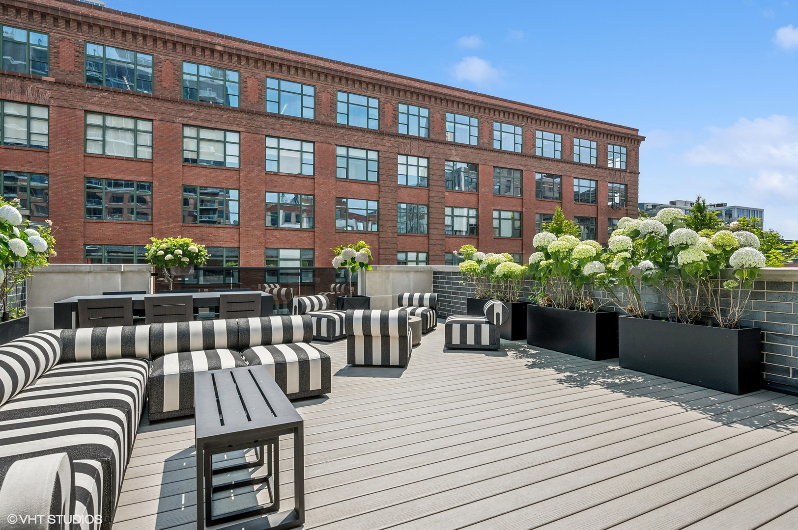 226 South Green Street, Unit 4N Chicago, IL 60607 - Photo 17 of 35