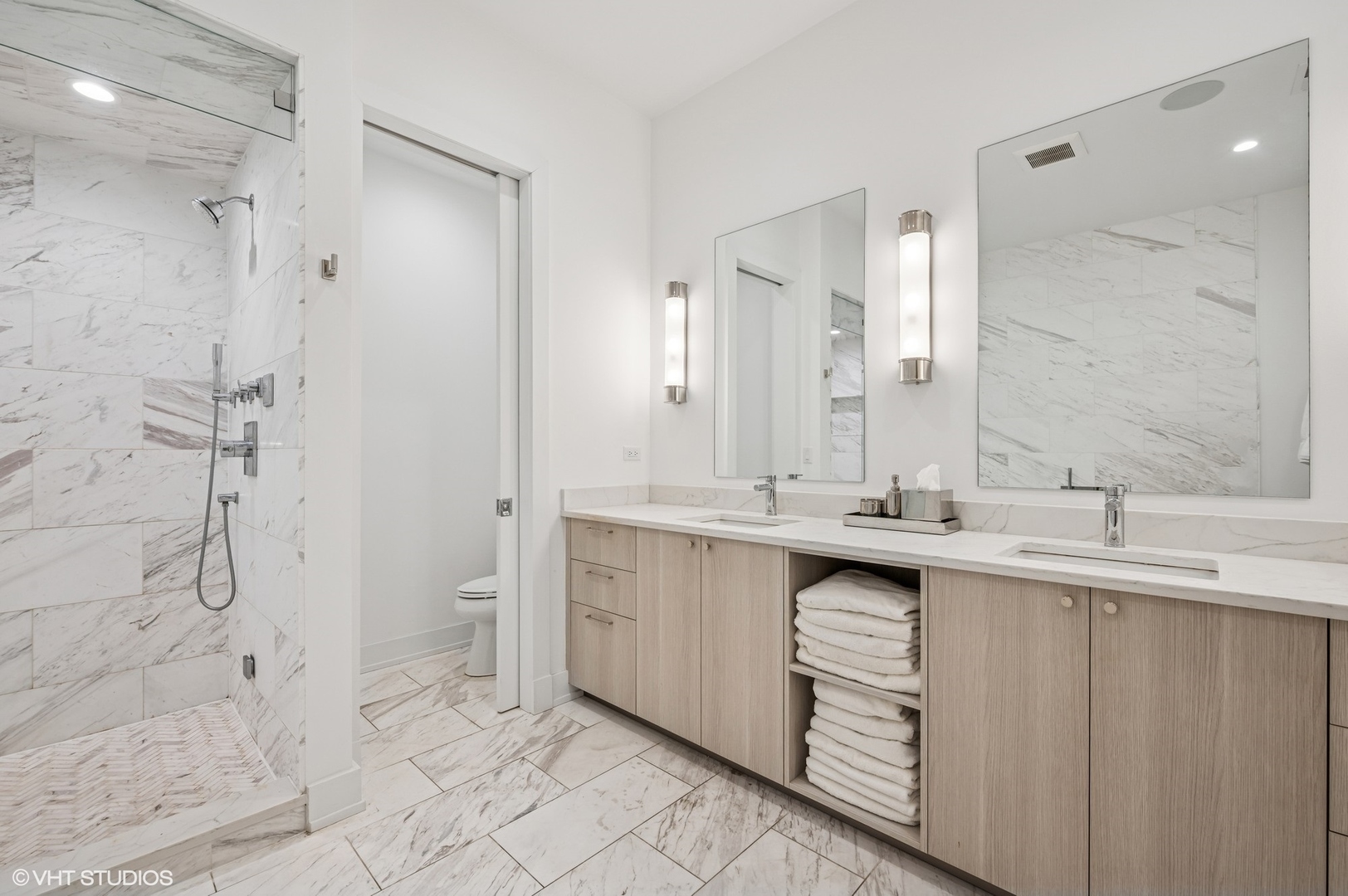 226 South Green Street, Unit 4N Chicago, IL 60607 - Photo 21 of 35