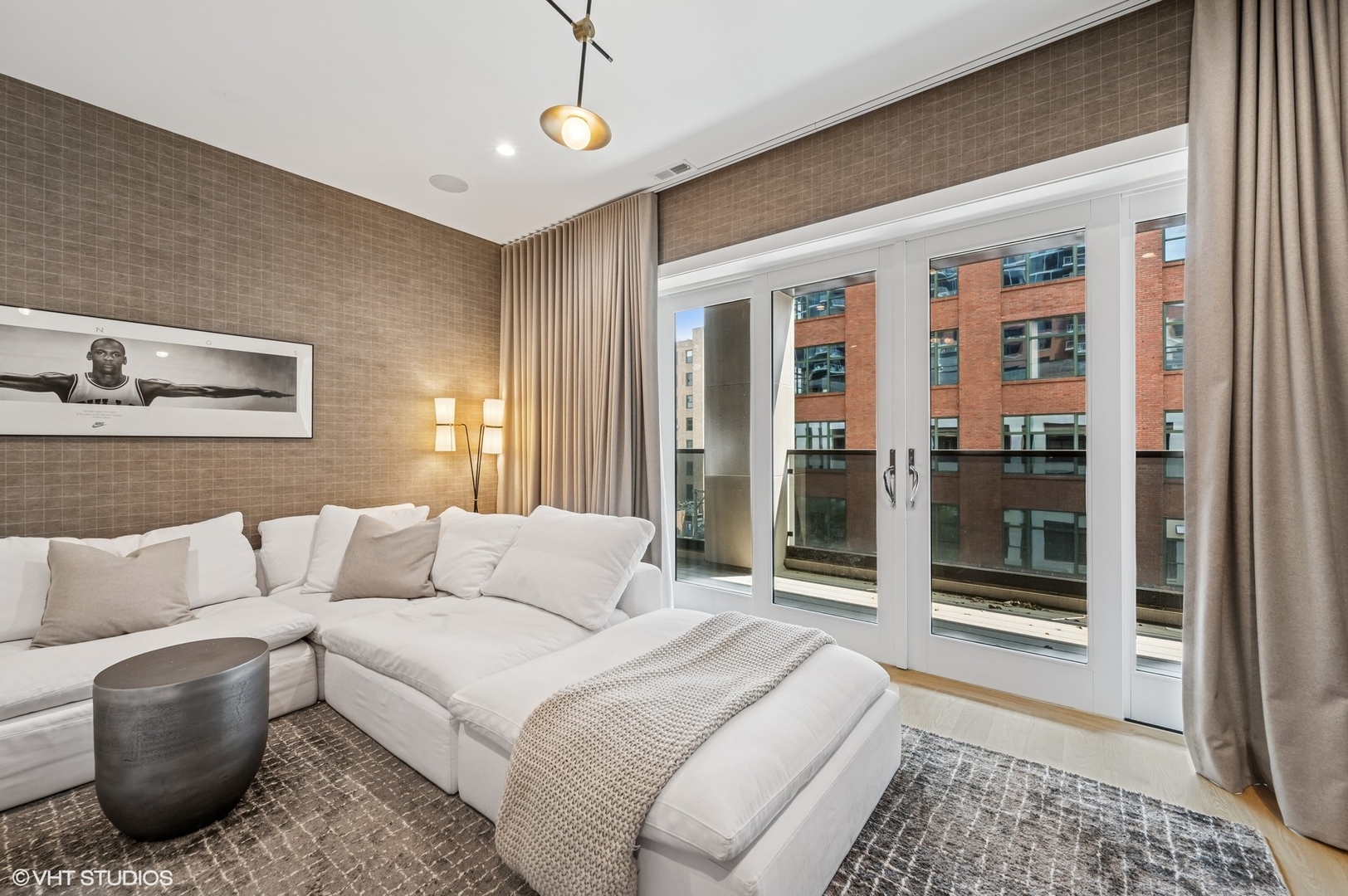 226 South Green Street, Unit 4N Chicago, IL 60607 - Photo 33 of 35