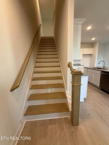 $375,000 | 1736 Bennett Vlg Drive, Maryville, TN 37804