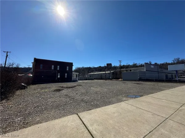 $10,000 | 301 South 6th Street, Steubenville, OH 43952