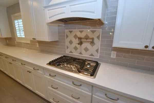 $3,500 | 10802 Meadow Lake Lane, Houston, TX 77042