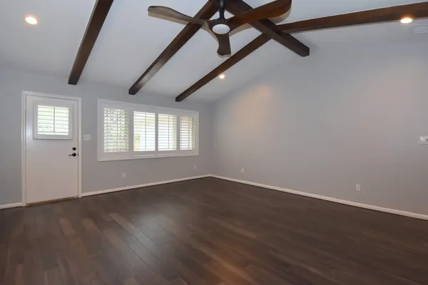 $3,500 | 10802 Meadow Lake Lane, Houston, TX 77042
