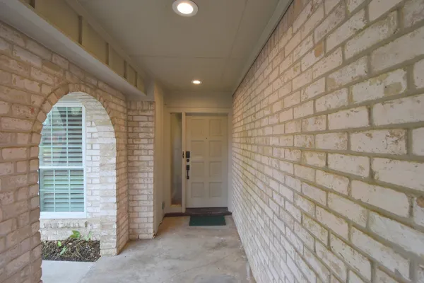 $3,500 | 10802 Meadow Lake Lane, Houston, TX 77042