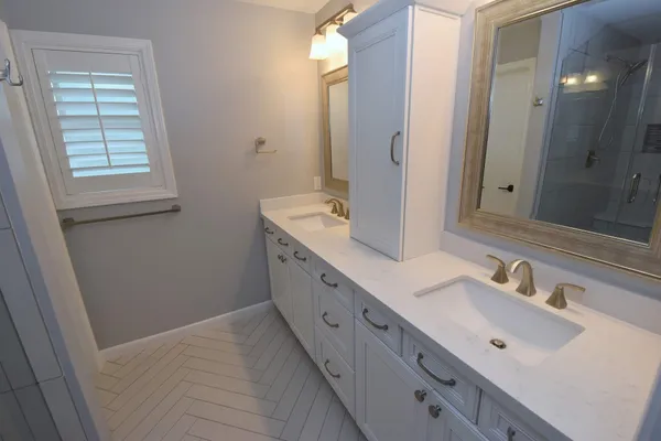 $3,500 | 10802 Meadow Lake Lane, Houston, TX 77042
