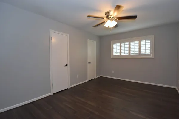 $3,500 | 10802 Meadow Lake Lane, Houston, TX 77042