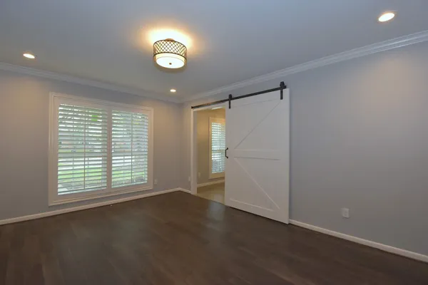 $3,500 | 10802 Meadow Lake Lane, Houston, TX 77042