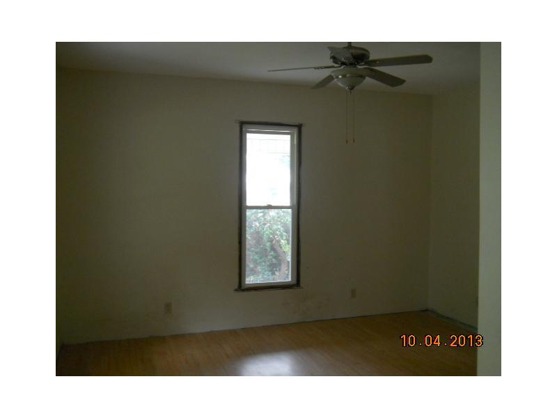 3706 East Thompson Road Indianapolis, IN 46237 - Photo 3 of 10 Gallery Image 3