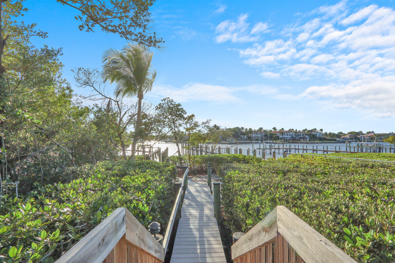 352 River Edge Road Jupiter, FL 33477 - Photo 9 of 50 a view of a balcony with lake view and mountain view