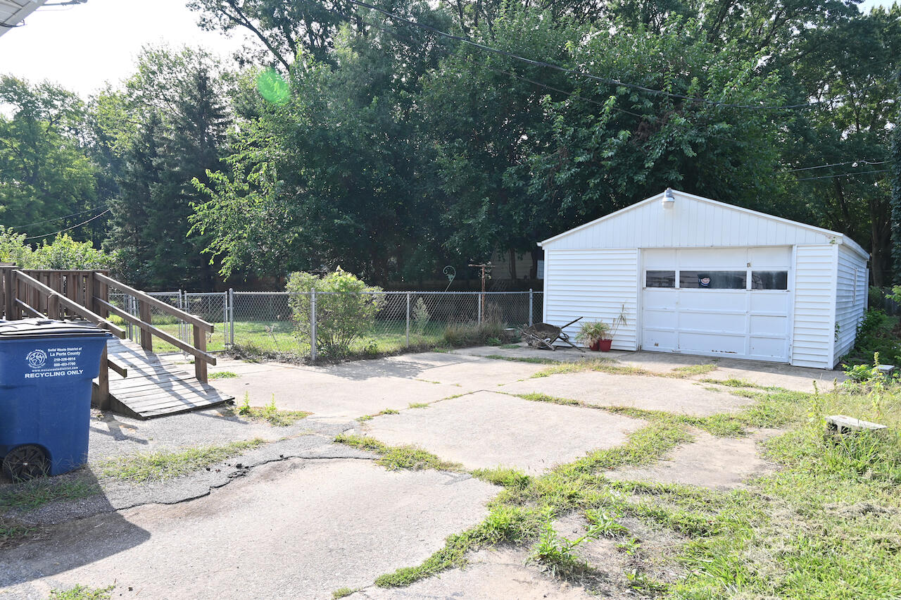 1903 Welnetz Road Michigan City, IN 46360 - Photo 3 of 15 1280x852