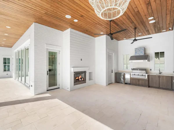 $6,195,000 | 303 Golfridge Drive, Watersound, FL 32461