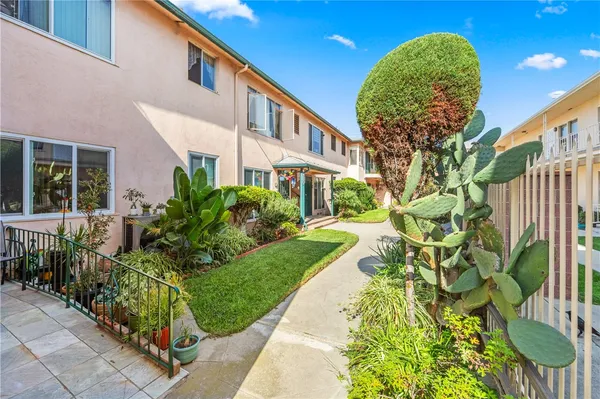 $385,990 | 1739 East Appleton Street, Unit 3, Long Beach, CA 90802