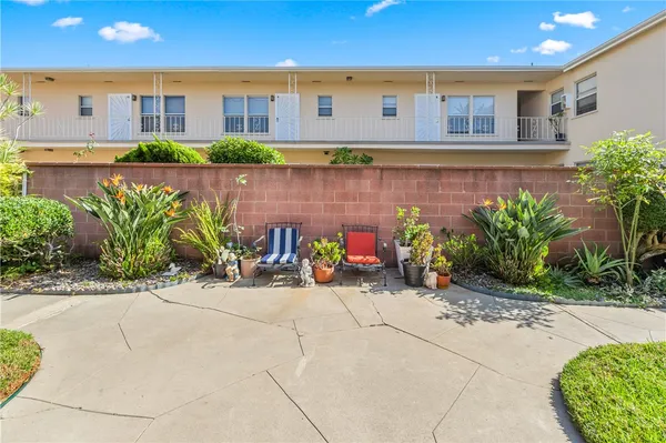 $385,990 | 1739 East Appleton Street, Unit 3, Long Beach, CA 90802