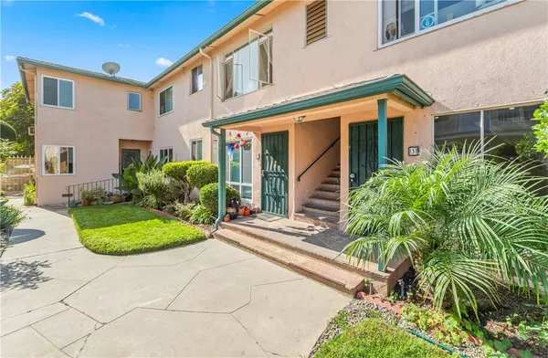 $385,990 | 1739 East Appleton Street, Unit 3, Long Beach, CA 90802