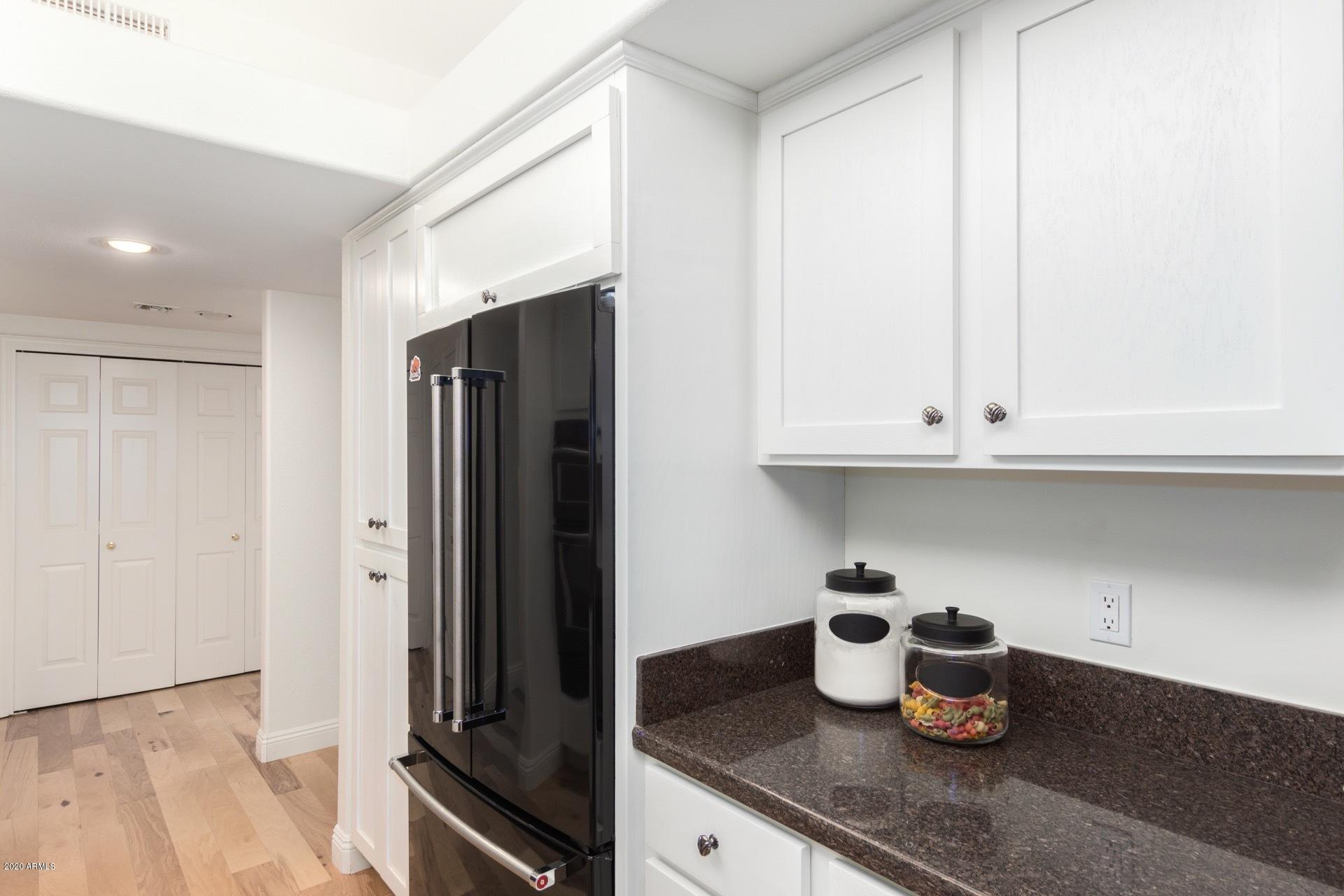 8100 East Camelback Road, Unit 24 Scottsdale, AZ 85251 - Photo 13 of 42 0015-Camelback (15)