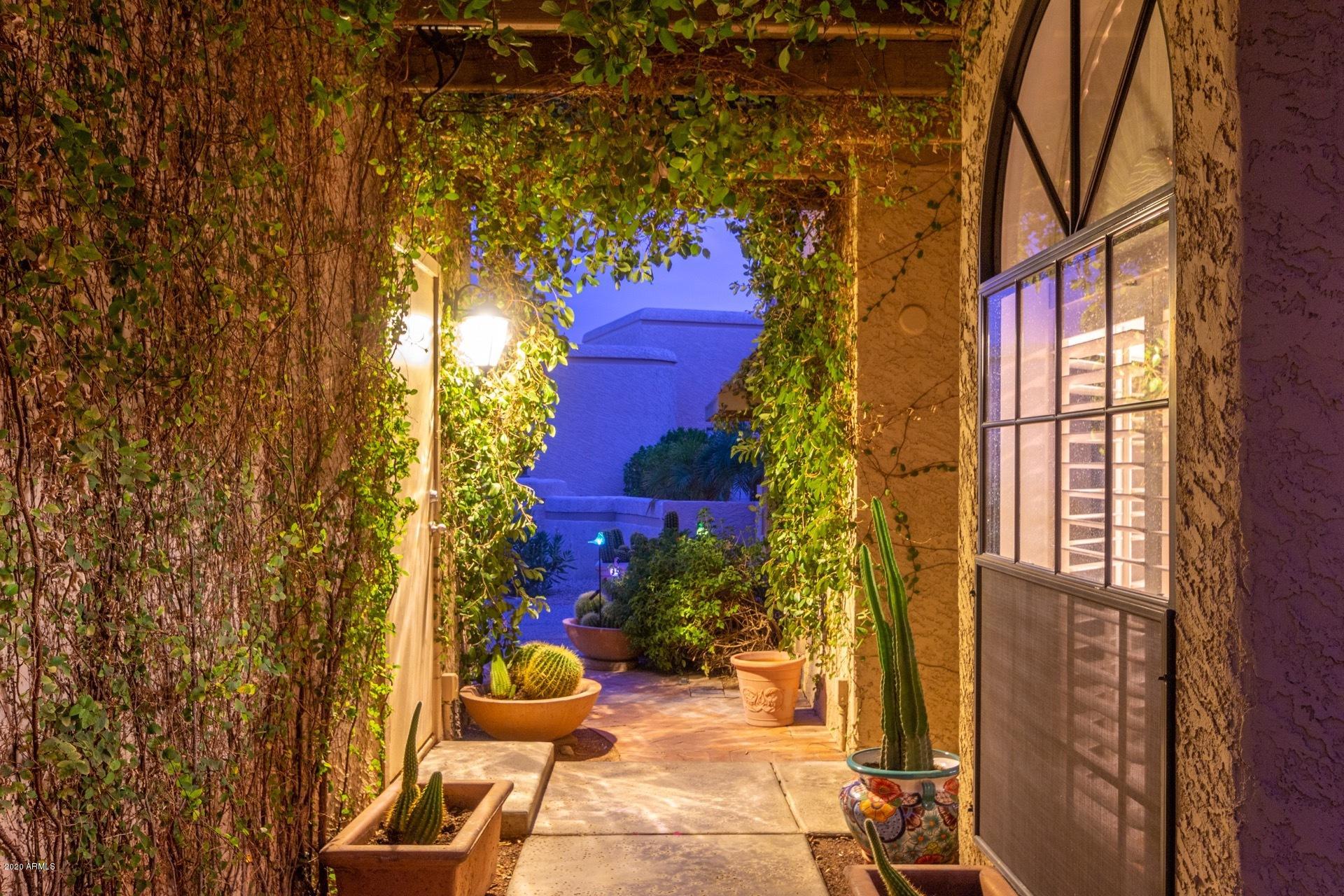 8100 East Camelback Road, Unit 24 Scottsdale, AZ 85251 - Photo 37 of 42 0048-Camelback (47)