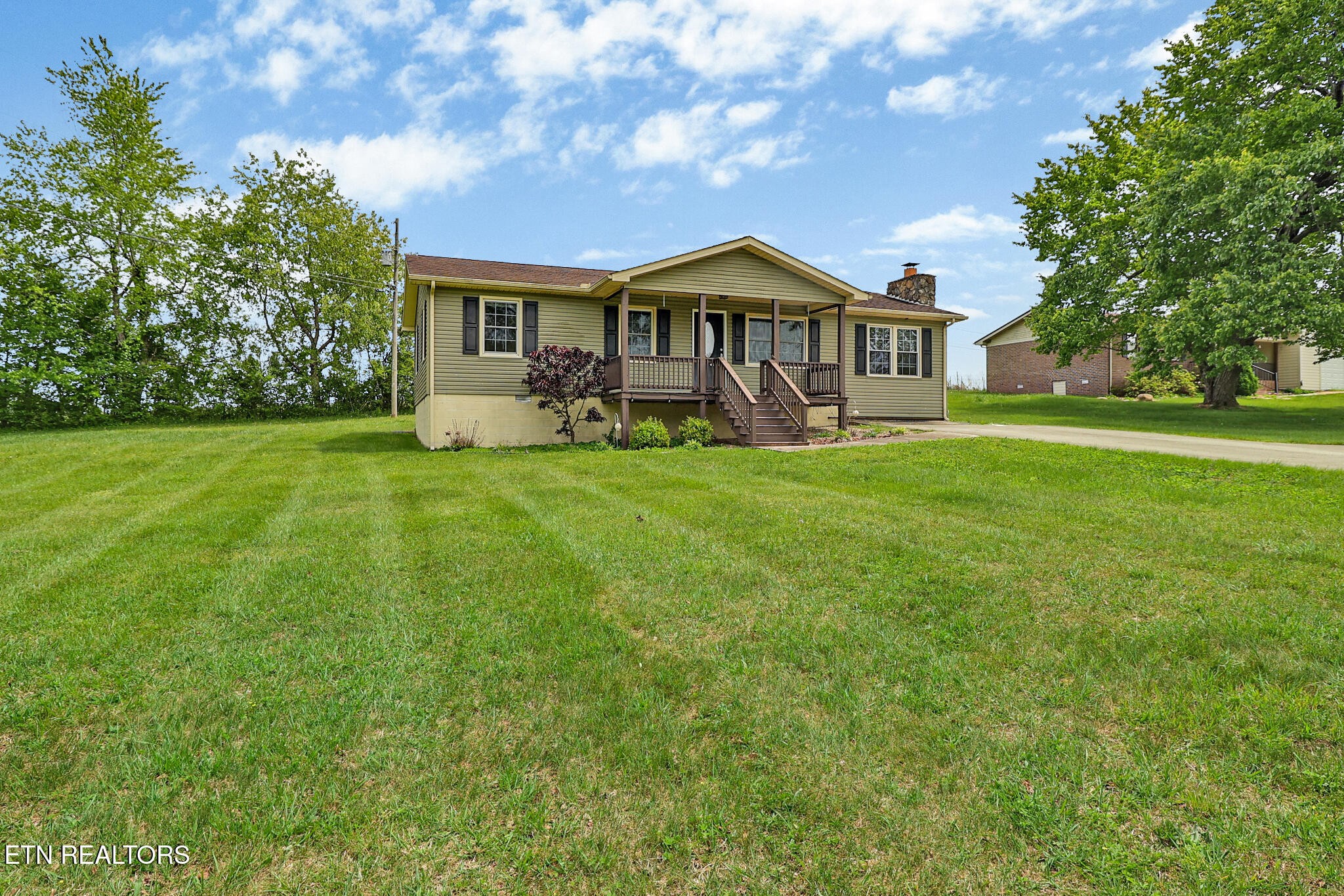 5209 Plateau Road Crossville, TN 38571 - Photo 3 of 37 Gallery Image 3