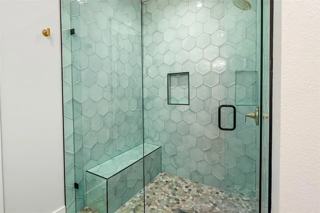 $409,000 | 721 Clubview Drive, Mabank, TX 75143