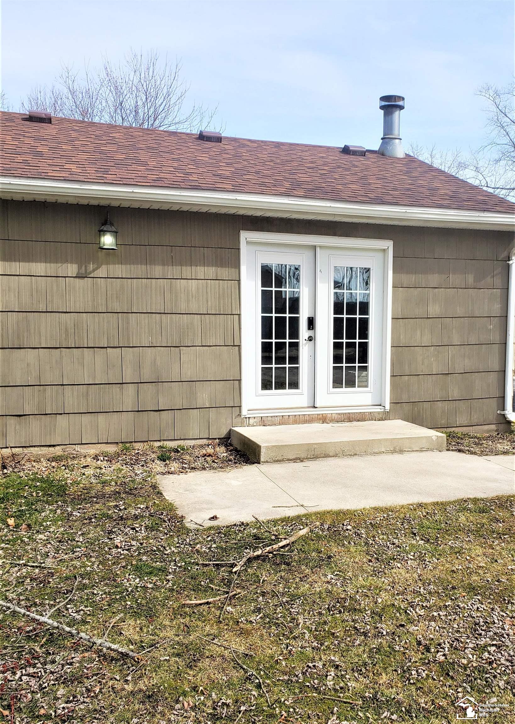 2621 Bluebush Road Monroe, MI 48162 - Photo 4 of 21