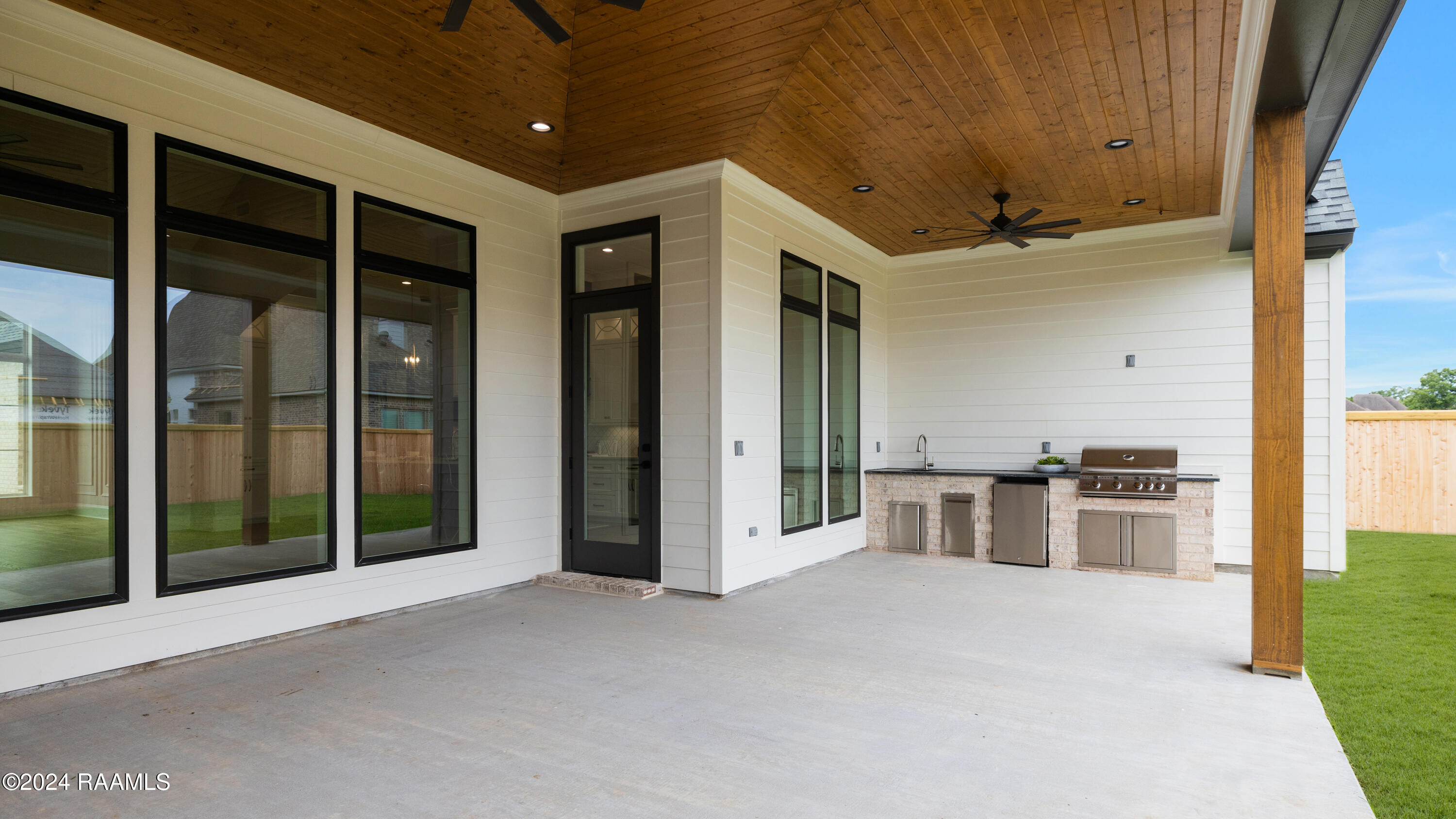 412 Abercrombie Way Broussard, LA 70592 - Photo 38 of 44 412 Abercrombie-37