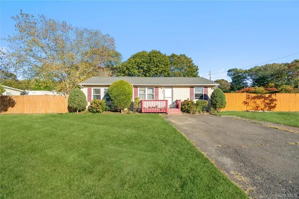 $449,000 | 501 Scherger Avenue, East Patchogue, NY 11772