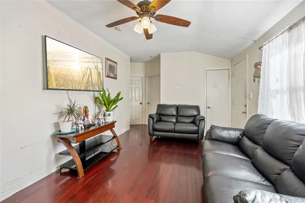 $449,000 | 501 Scherger Avenue, East Patchogue, NY 11772