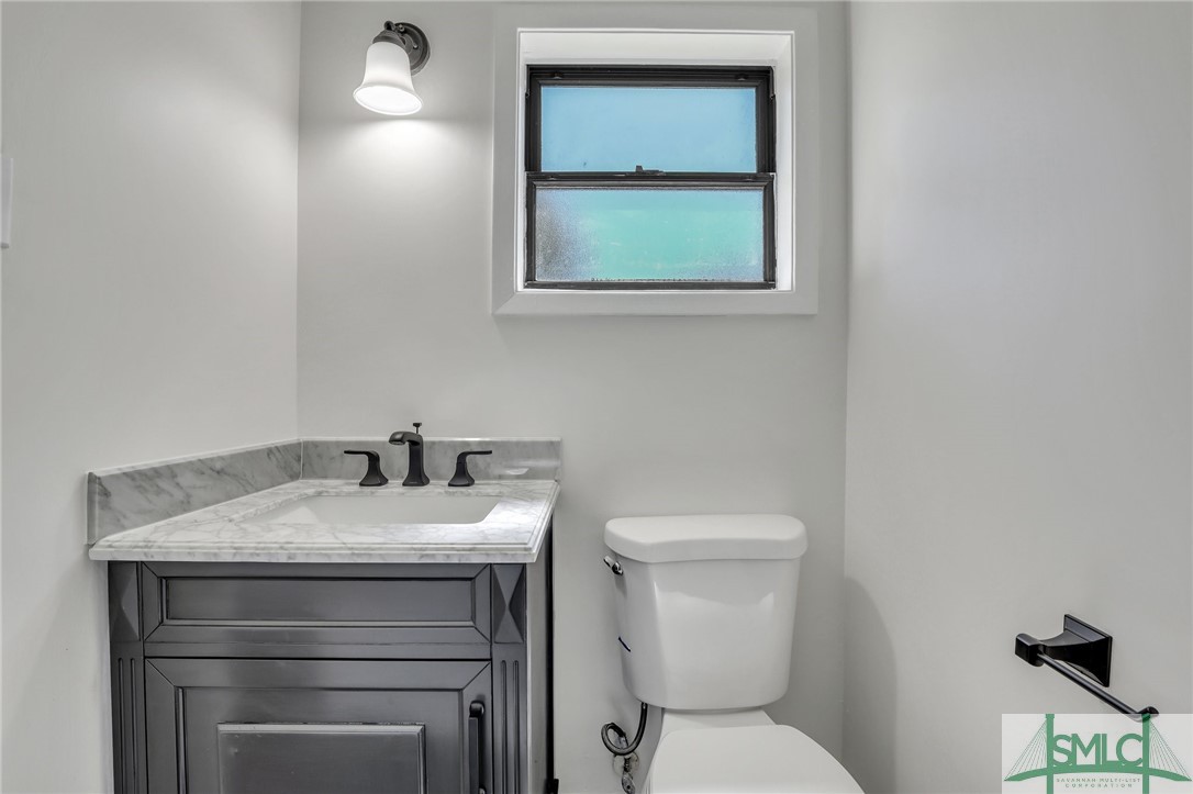 3 St Catherine Road Savannah, GA 31410 - Photo 11 of 30