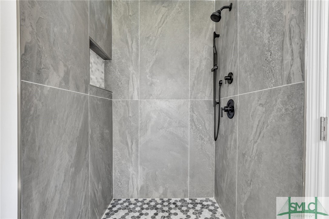 3 St Catherine Road Savannah, GA 31410 - Photo 12 of 30