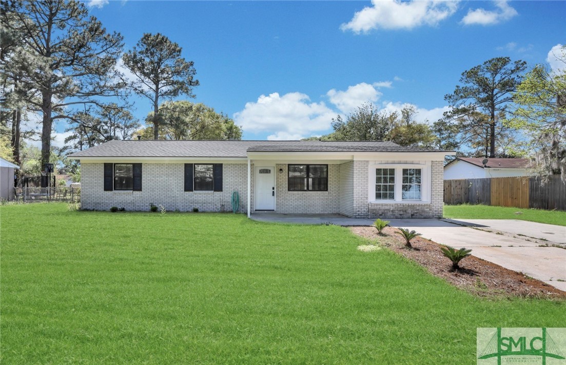 3 St Catherine Road Savannah, GA 31410 - Photo 3 of 30