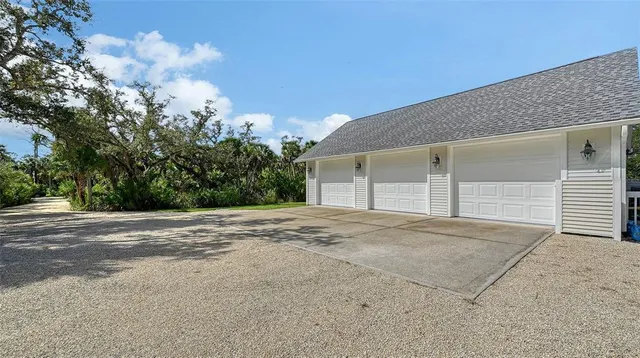 $924,995 | 9144 Spring Valley Road, Englewood, FL 34224