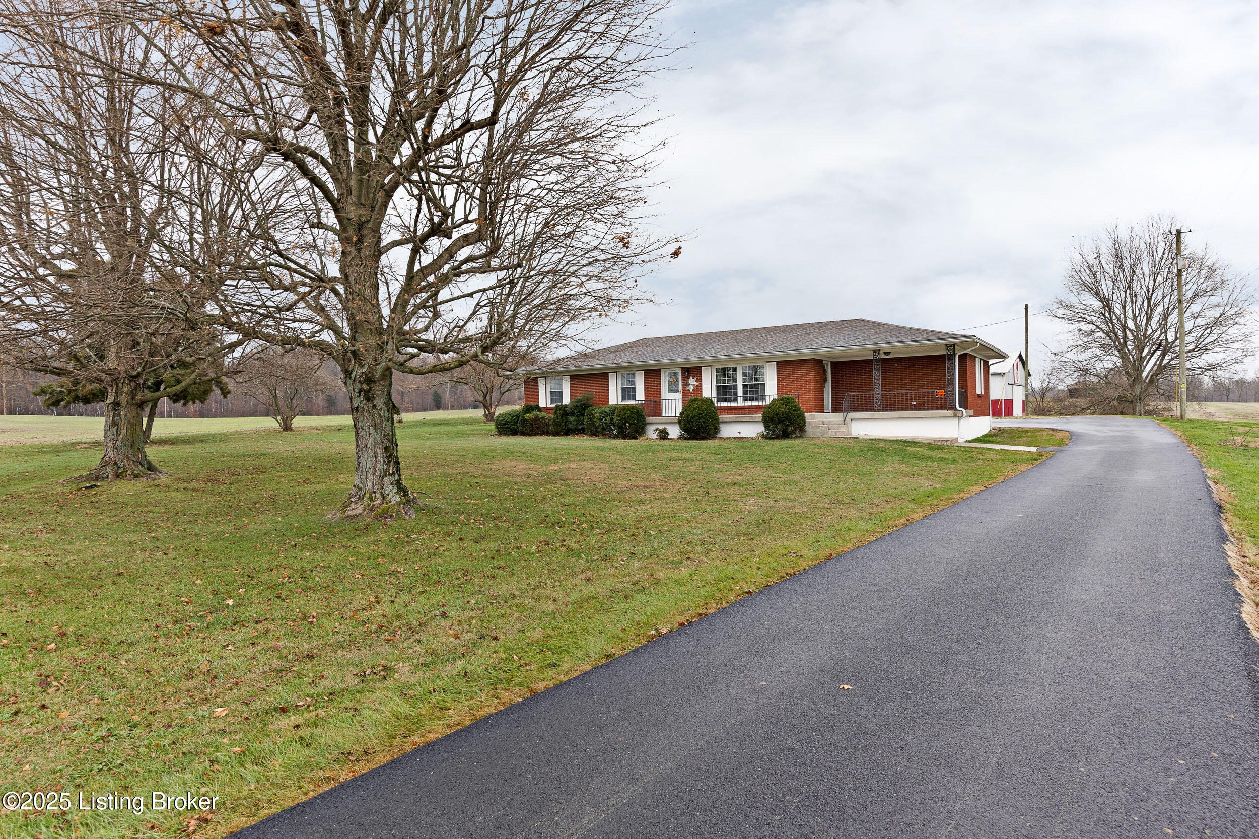 7585 Sonora Road Sonora, KY 42776 - Photo 3 of 24 7585SonoraRd-3