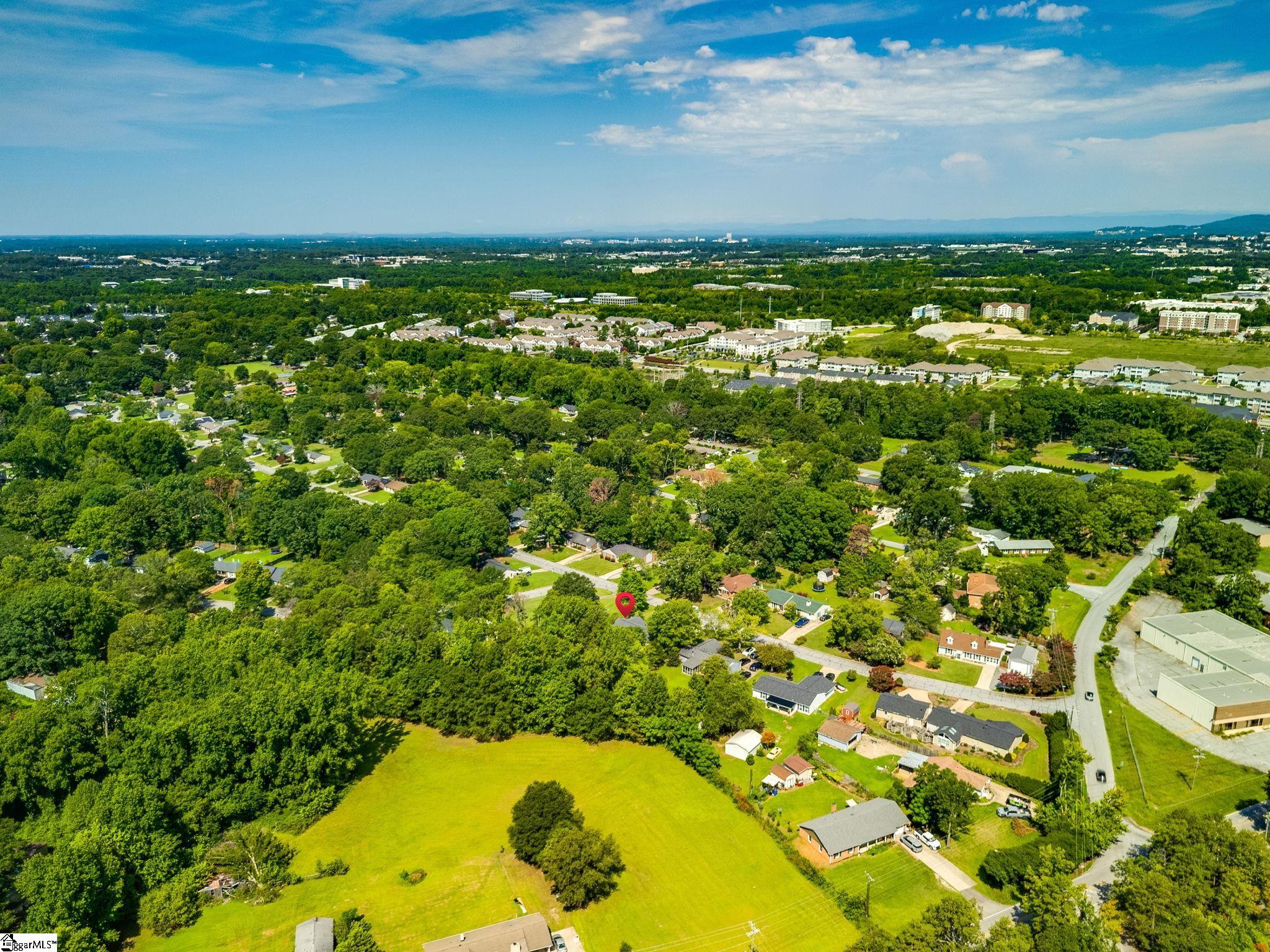 7 Clearfield Road Greenville, SC 29607 - Photo 33 of 34 Gallery Image 33