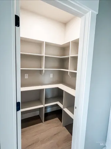 $350,000 | 190 East Pioneer Drive, Oakley, ID 83346