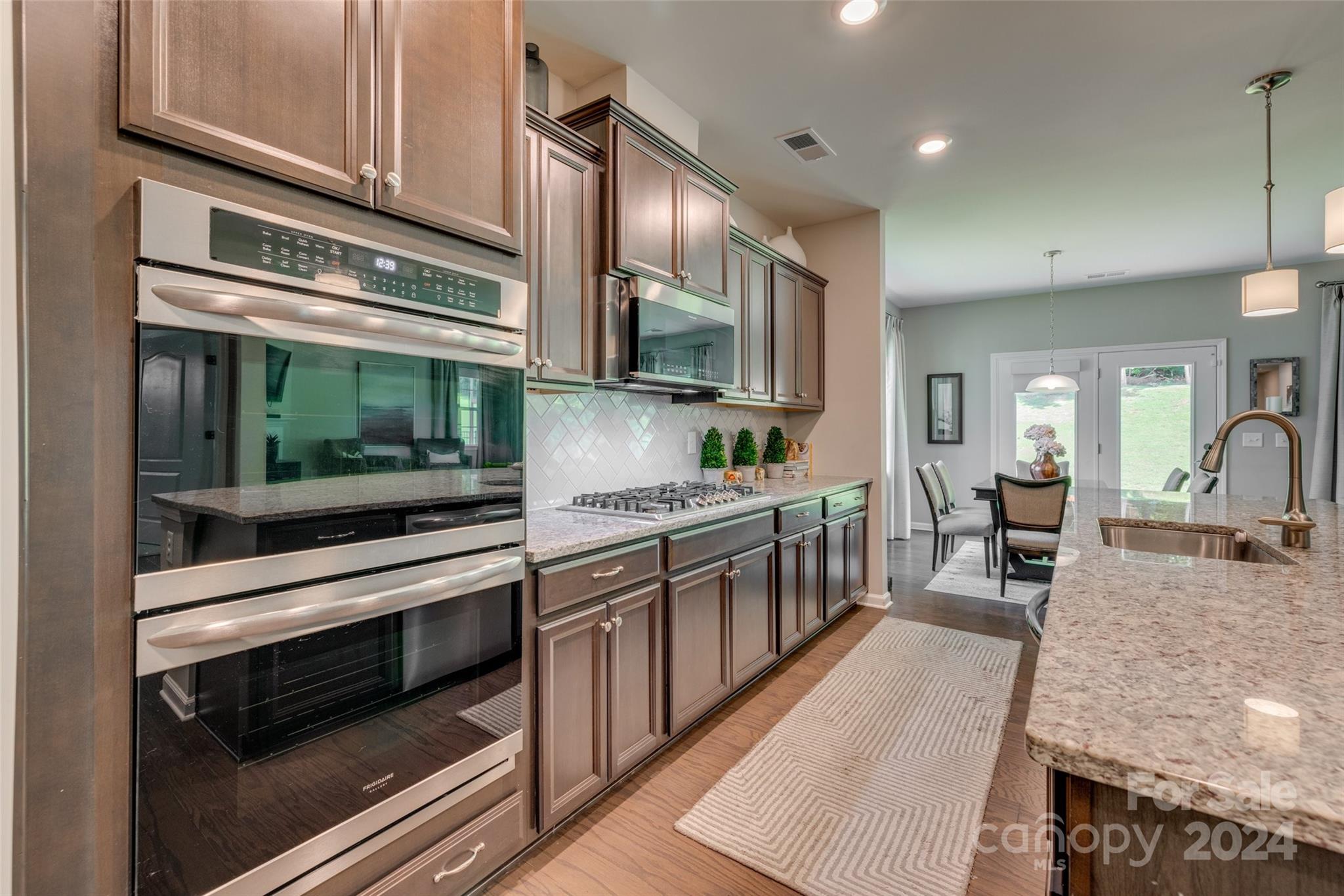 4049 Oakmere Road Waxhaw, NC 28173 - Photo 11 of 40 Gallery Image 11
