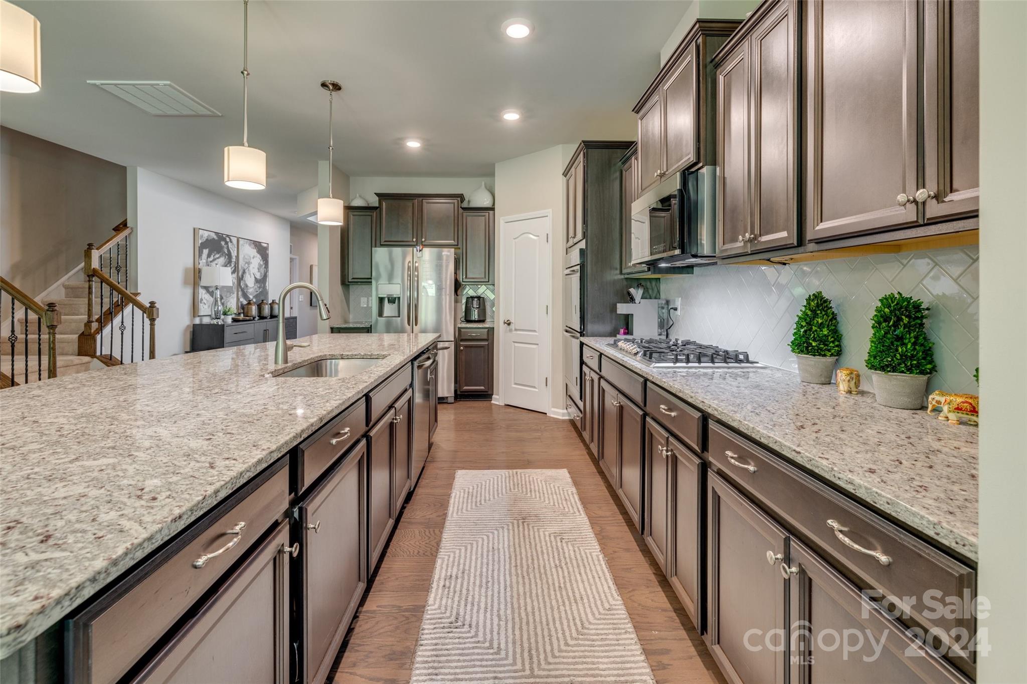 4049 Oakmere Road Waxhaw, NC 28173 - Photo 10 of 40 Gallery Image 10