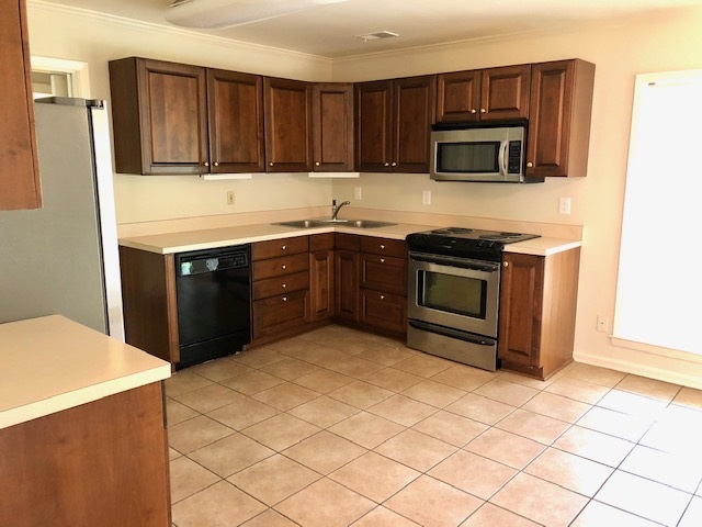 4801 Dee Road Memphis, TN 38117 - Photo 5 of 24