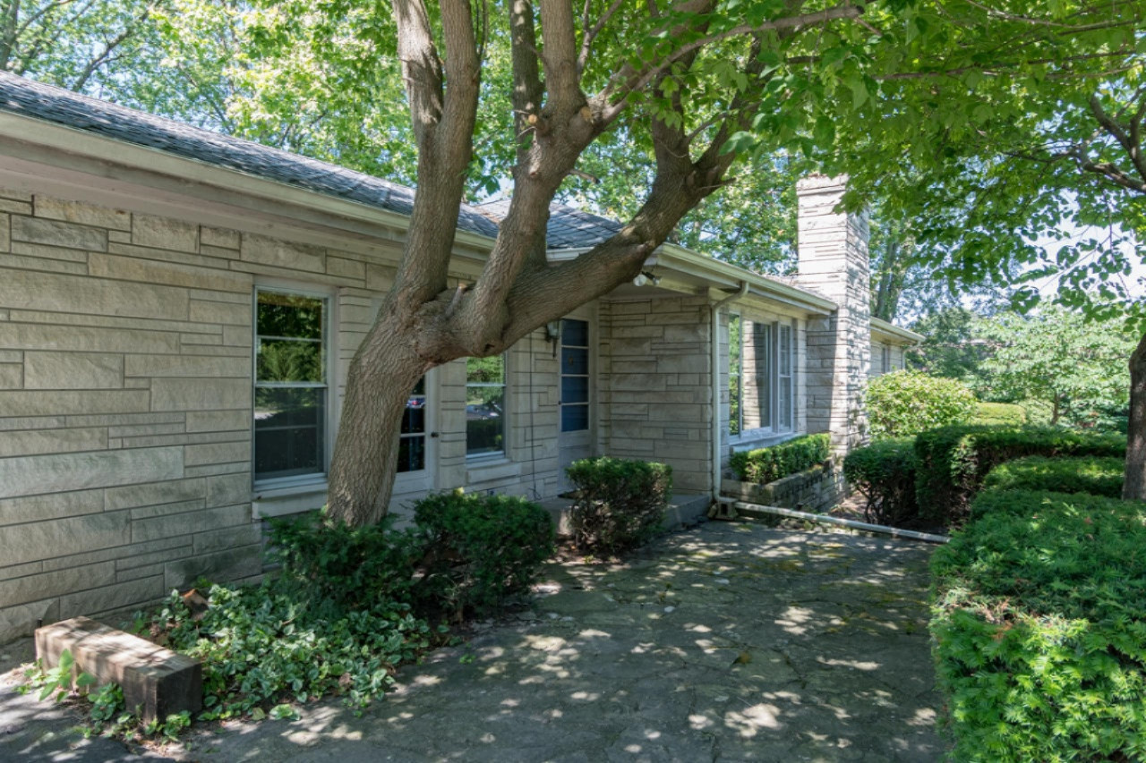 3038 Niles Road St. Joseph, MI 49085 - Photo 2 of 23 Niles St-27