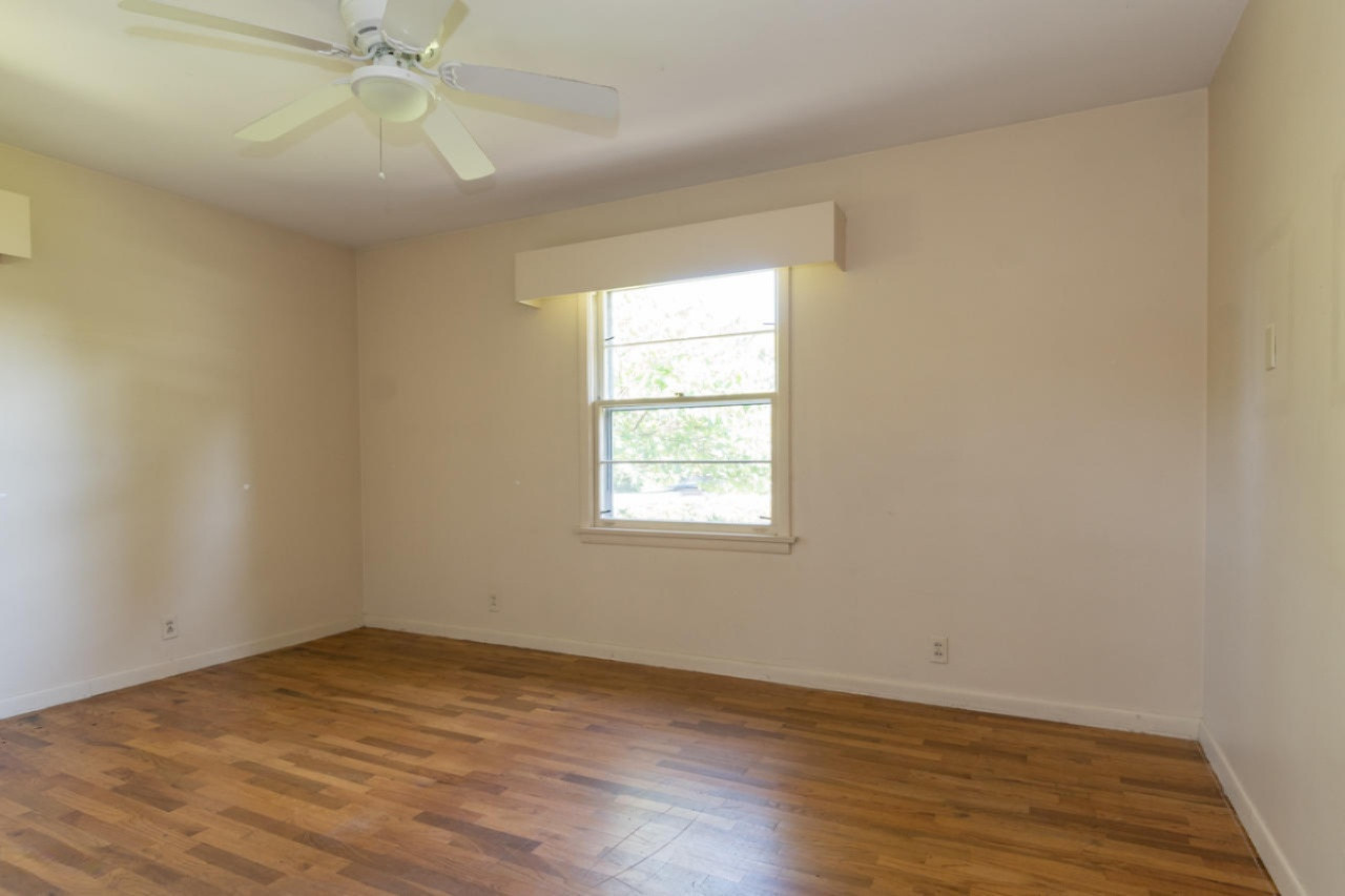 3038 Niles Road St. Joseph, MI 49085 - Photo 10 of 23 Niles St-13