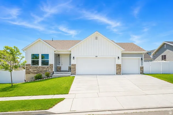 $450,000 | 1121 Honeycomb Drive, Grantsville, UT 84029