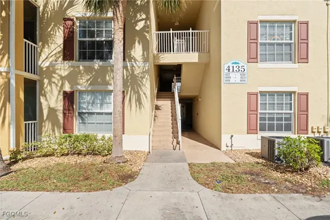 $169,899 | 4135 Residence Drive, Unit 612, Fort Myers, FL 33901