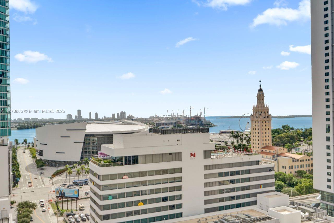 851 Northeast 1st Avenue, Unit 1411 Miami, FL 33132 - Photo 22 of 58 a view of a city
